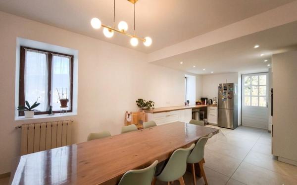 Maison à vendre    5 pièces •  Cusy