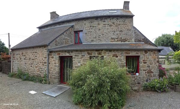 Maison à CHERRUEIX, 35120 - 8 pièces 274m²