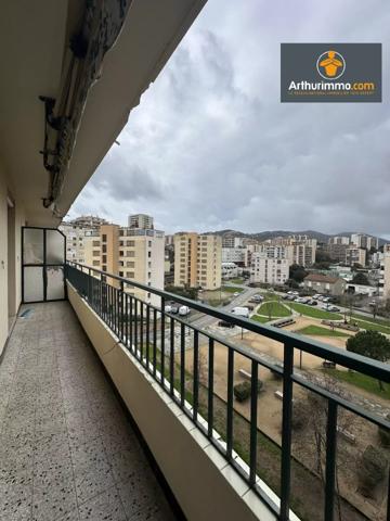 Vente                                                      Appartement
                        
                     3 pièces                      69 m2                     à Ajaccio