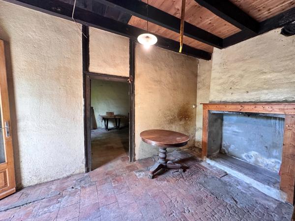 AUTHENTIQUE ET RARE : Maison en pierre avec dépendances – BERGERAC (24)