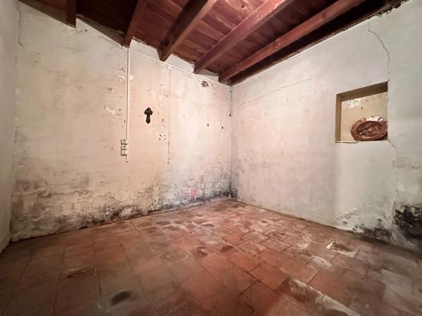 AUTHENTIQUE ET RARE : Maison en pierre avec dépendances – BERGERAC (24)