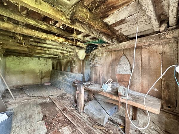 AUTHENTIQUE ET RARE : Maison en pierre avec dépendances – BERGERAC (24)