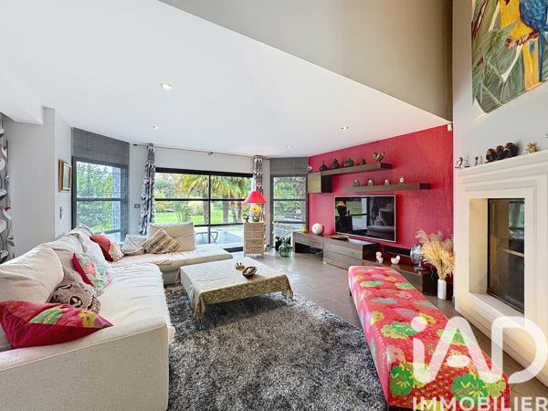 Maison à vendre 8 pièces 251 m² Franqueville-Saint-Pierre