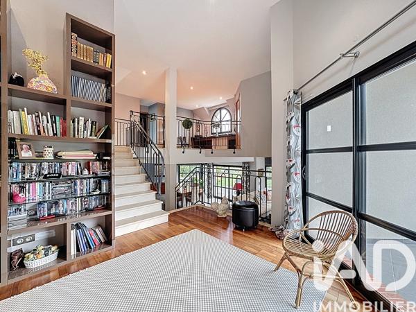 Maison à vendre 8 pièces 251 m² Franqueville-Saint-Pierre