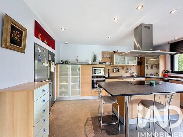 Maison à vendre 8 pièces 251 m² Franqueville-Saint-Pierre