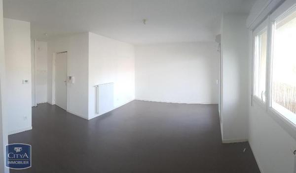 Appartement à louer 3 pièces 65.14m²