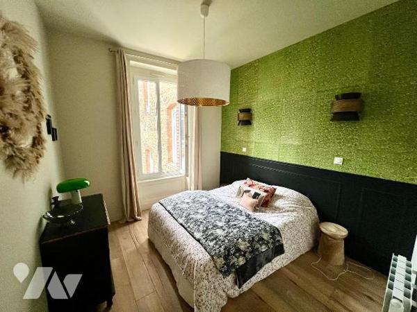 Appartement T4 / SAINT-SERVAN : Magnifique appartement type Loft de 102m², situé à quelques pas...