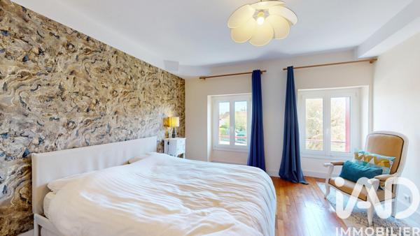 Maison à vendre 8 pièces 233,55 m² Auxerre
