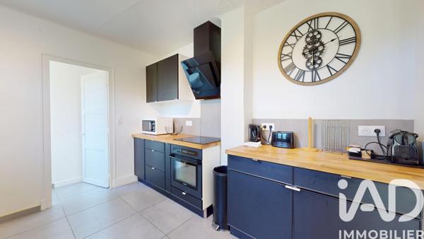 Maison à vendre 8 pièces 233,55 m² Auxerre