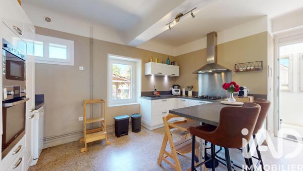 Maison à vendre 8 pièces 233,55 m² Auxerre