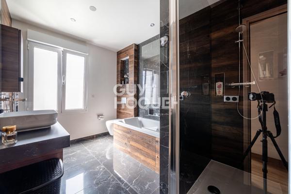 MAISON MODERNE - 5 CHAMBRES