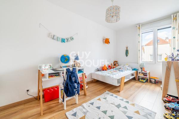 MAISON MODERNE - 5 CHAMBRES