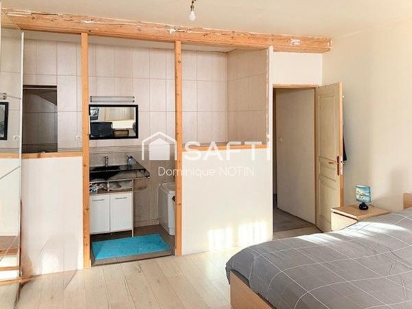 Maison 137m² 3chb avec potentiel + 100m²   cour