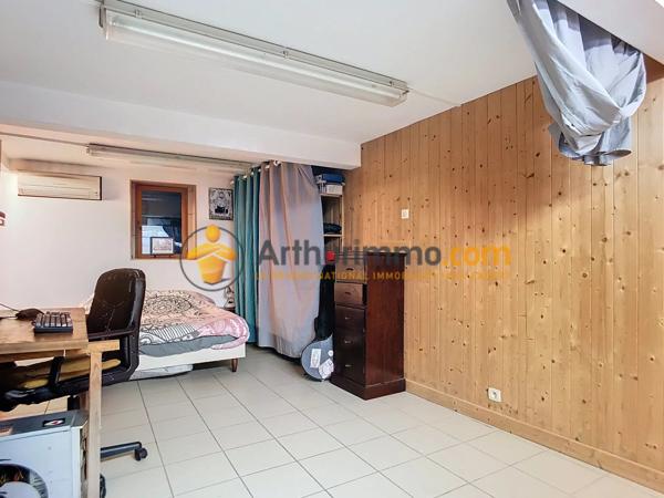 Vente                                                      Maison de ville
                        
                     3 pièces                      75 m2                     à Perpignan