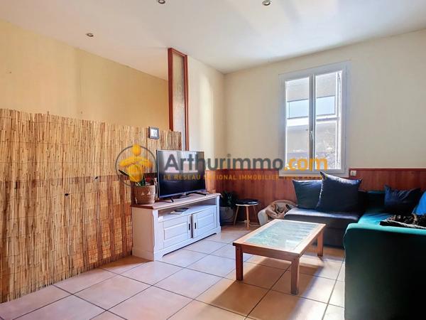 Vente                                                      Maison de ville
                        
                     3 pièces                      75 m2                     à Perpignan