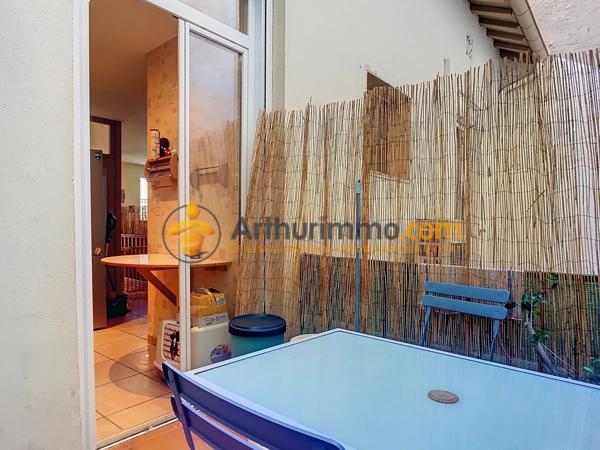 Vente                                                      Maison de ville
                        
                     3 pièces                      75 m2                     à Perpignan