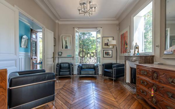 Maison à vendre    8 pièces • 147 m2 Joinville-le-Pont