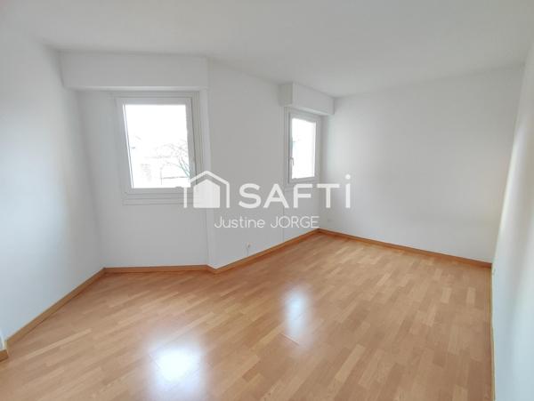 Appartement 4 pièces, 3 chambres idéalement situé