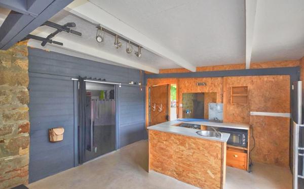 Maison 5 pièce(s) 160 m2 avec jardin et piscine