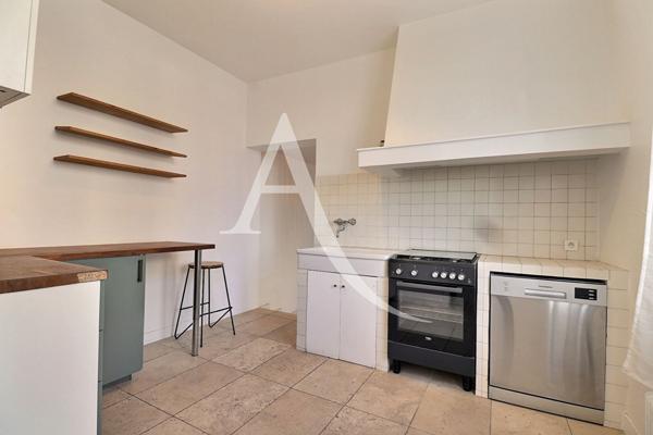 Beaucoup de cachet pour cette belle maison à Maisons Laffitte 4 pièce(s) 80 m2, 3 chambres, jardin, cave, parking !