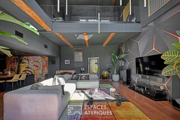 Ancienne vigneronne rénovée avec charme, volumes et piscine