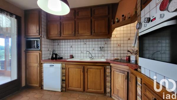 Maison 5 pièces de 205 m² à Marles-en-Brie (77610)