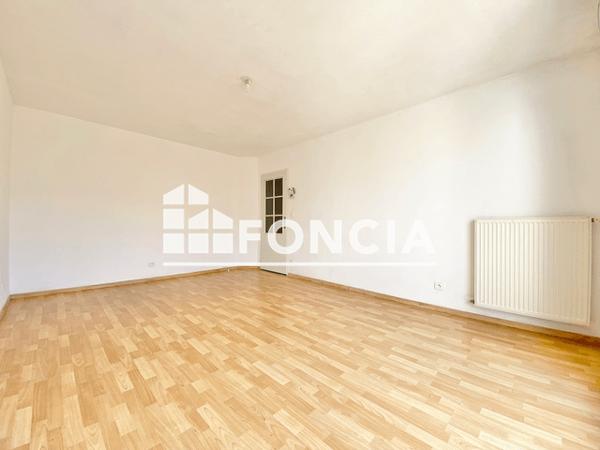 Location Appartement 3 pièces 62.6 m² - 12 RUE CLOTILDE AUBERTIN Metz 57000