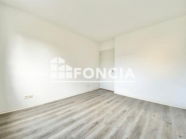Location Appartement 3 pièces 62.6 m² - 12 RUE CLOTILDE AUBERTIN Metz 57000