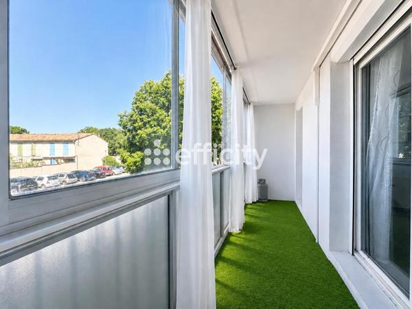 Appartement
         3 pièces
        - 75 m² Exclusivité 220 000 € *