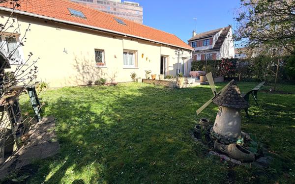 Maison à vendre    7 pièces •  Rosny-sous-Bois