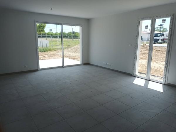 Villa plain-pied F4 neuve Damazan