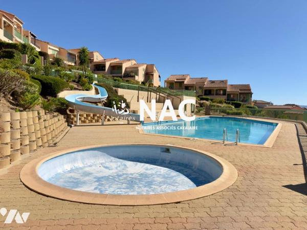Charmant studio de 26m², terrasse, vue mer et place de parking 