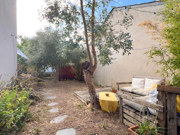 Maison à vendre à Murs Erigné - 3 chambres et garage proche Hyper U de Murs Erigné, commerces et commodités à pieds