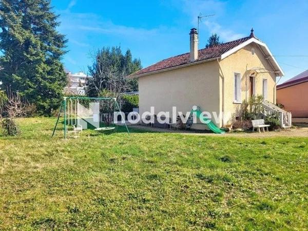 Au coeur de BRON - MAISON 73 m² hab. / 760 m² + Cave