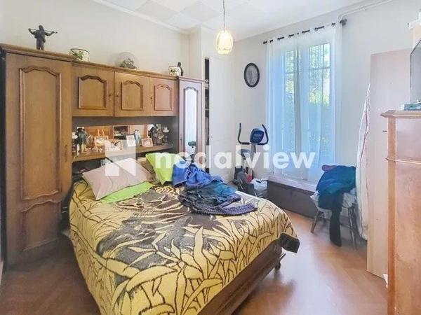 Au coeur de BRON - MAISON 73 m² hab. / 760 m² + Cave