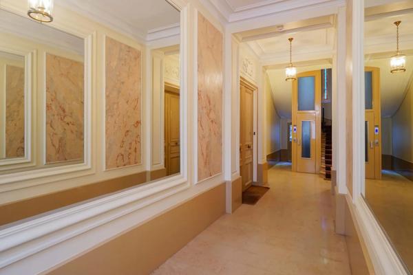 Appartement Paris 8e - EUROPE