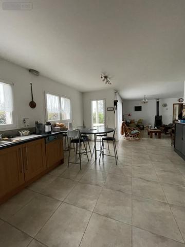Maison à vendre à Ploemeur dans le Morbihan (56270), ref : 56082-1457   
Lomener