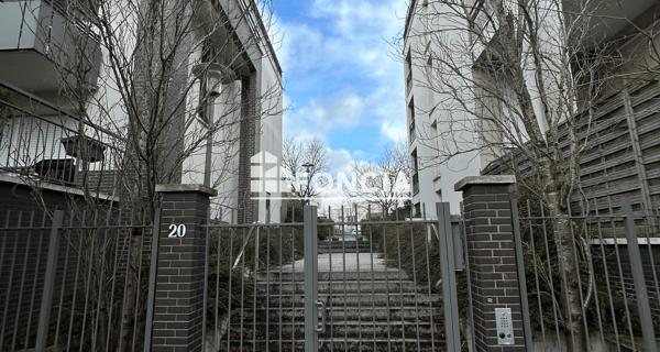 Location Appartement 3 pièces 60 m² - Corbeil-essonnes 91100