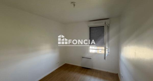 Location Appartement 3 pièces 60 m² - Corbeil-essonnes 91100