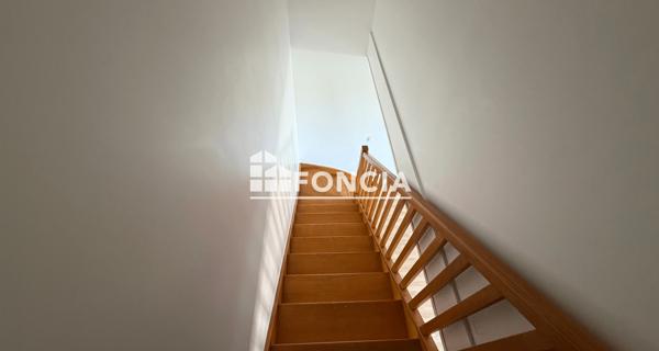 Location Appartement 3 pièces 60 m² - Corbeil-essonnes 91100