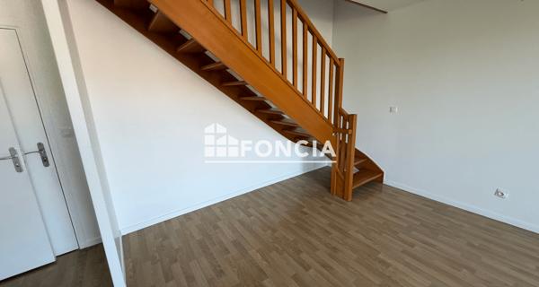 Location Appartement 3 pièces 60 m² - Corbeil-essonnes 91100