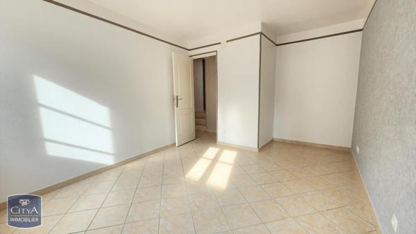 Appartement à louer 3 pièces 65m²