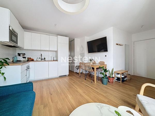 HYPER CENTRE - MAIRIE DE CLAMART - Vente d'un appartement 3 pièces traversant dans un immeuble récent