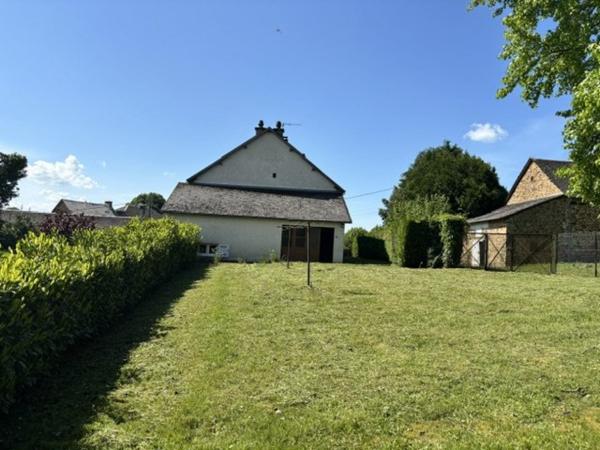Maison 4 chambres 2sdb's, jardin 852 m2