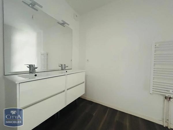 Appartement à louer 3 pièces 69.11m² Mainvilliers (28300)