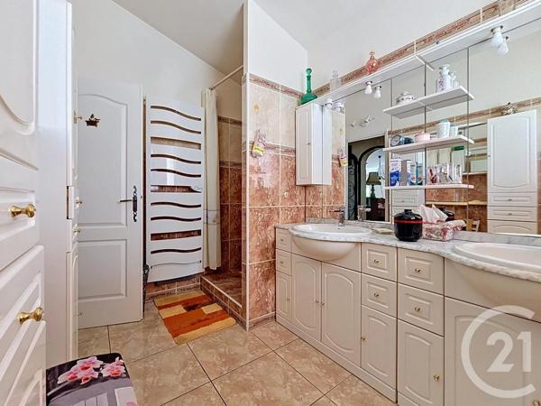 Maison à vendre  5 pièces - 194,47 m 2   LE BOULOU  - 66