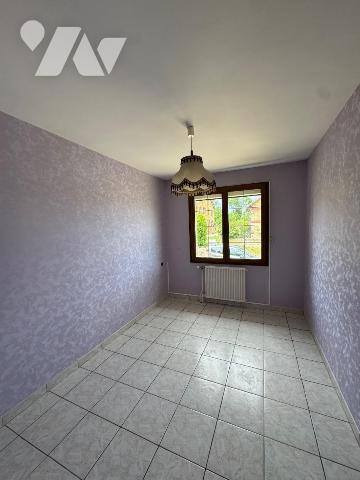 Nouveau mandat, Charmant pavillon indépendant situé sur la commune de Sedan (quartier Fresnois)...