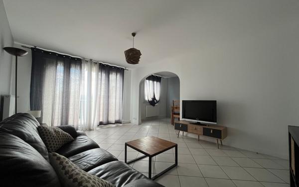 Appartement à louer    4 pièces • 77,93 m2 Charnay-lès-Mâcon