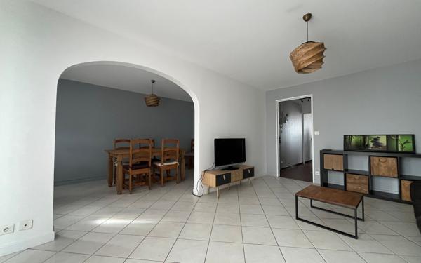 Appartement à louer    4 pièces • 77,93 m2 Charnay-lès-Mâcon