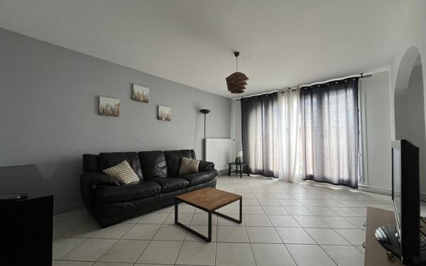 Appartement à louer    4 pièces • 77,93 m2 Charnay-lès-Mâcon